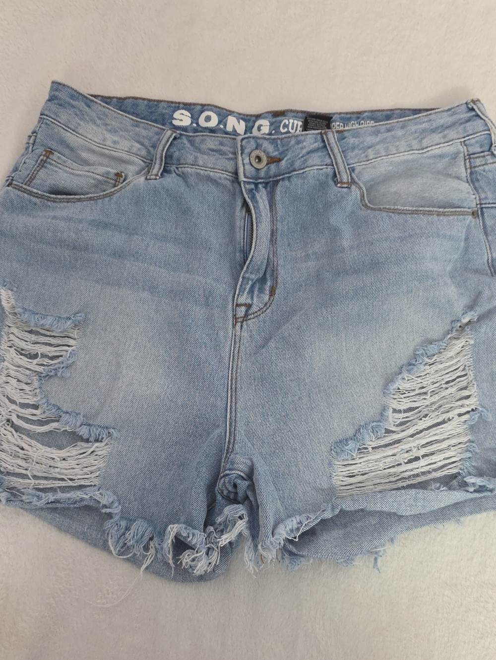 S.O.N.G. Super High Rise Curvy Distressed Denim Shorts Size 15/32